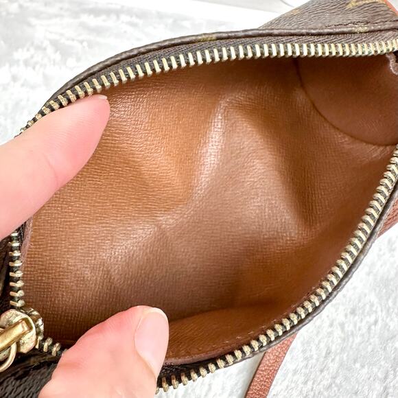 LOUIS VUITTON Monogram Mini Papillon, Vintage Pouch wristlet Excellent RARE! - Picture 6 of 9